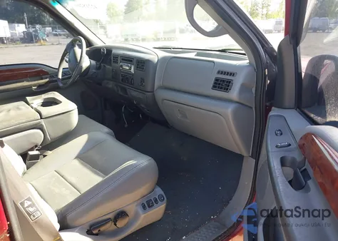 2002 Ford F-350 Lariat/Xl/Xlt z USA, uszkodzony, nr VIN 1FTSW31F32EB84853